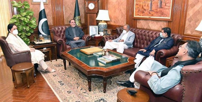 گو رنرسندھ عمران اسماعیل سے وفاقی وزراء کی گورنر ہائوس میں ملاقات