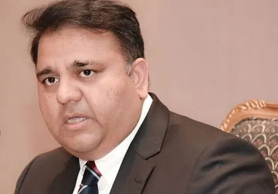ووٹ بیچنے والوں کے خلاف فوجداری مقدمات بنائے جائیں گے، دیکھیں گے جو سینیٹرز پیسے دے کر منتخب ہوئے ان کے خلاف کیا کارروائی کر سکتے ہیں، وفاقی وزیر سائنس و ٹیکنالوجی چوہدری فواد حسین ووٹ بیچنے والوں کے خلاف فوجداری مقدمات بنائے جائیں گے، دیکھیں گے جو سینیٹرز پیسے دے کر منتخب ہوئے ان کے خلاف کیا کارروائی کر سکتے ہیں، وفاقی وزیر سائنس و ٹیکنالوجی چوہدری فواد حسین