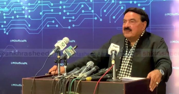 سینیٹ الیکشن میں پی ٹی آئی جیتے گی، کل سپریم کورٹ کا ایم فیصلہ آنا ہے، حفیظ شیخ اسلام آباد کی نشست پر کامیاب ہونگے، یوسف رضا گیلانی نے زرداری کی کرپشن بچانے کیلئے قربانی دی،شیخ رشید احمد سینیٹ الیکشن میں پی ٹی آئی جیتے گی، کل سپریم کورٹ کا ایم فیصلہ آنا ہے، حفیظ شیخ اسلام آباد کی نشست پر کامیاب ہونگے، یوسف رضا گیلانی نے زرداری کی کرپشن بچانے کیلئے قربانی دی،شیخ رشید احمد