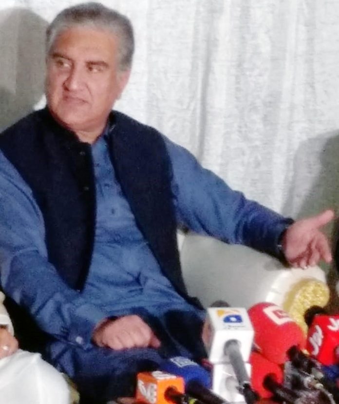 سینیٹ کے الیکشن میں 2018ء والی خرید و فرخت نہیں چاہتے، اپوزیشن اوپن ووٹ سے کترا رہی ہے، وزیر خارجہ شاہ محمود قریشی کی میڈیا سے گفتگو