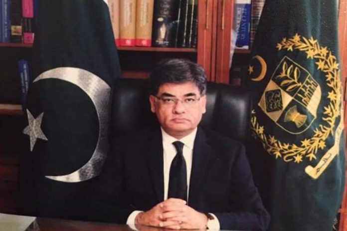 عدالت عظمیٰ کی رائے کے بعد الیکشن کمیشن آنے والے سینٹ الیکشن کے لئے بیلٹ پیپر کو قابل شناخت بنا سکتا ہے، اٹارنی جنرل عدالت عظمیٰ کی رائے کے بعد الیکشن کمیشن آنے والے سینٹ الیکشن کے لئے بیلٹ پیپر کو قابل شناخت بنا سکتا ہے، اٹارنی جنرل