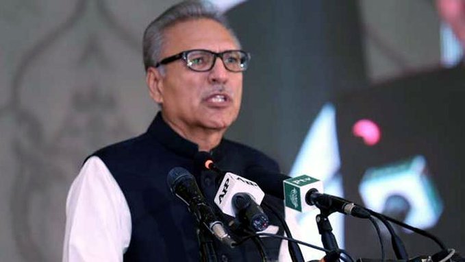 خواتین ذمہ دار کردار ایک ترقی یافتہ اور خوشحال پاکستان کے حصول کے لئے ضروری ہے،صدر مملکت ڈاکٹر عارف علوی کا ہم وومن لیڈرز ایوارڈ 2021 کی تقریب سے خطاب خواتین ذمہ دار کردار ایک ترقی یافتہ اور خوشحال پاکستان کے حصول کے لئے ضروری ہے،صدر مملکت ڈاکٹر عارف علوی کا ہم وومن لیڈرز ایوارڈ 2021 کی تقریب سے خطاب