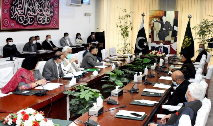 کابینہ کی اقتصادی رابطہ کمیٹی نے کورونا بارے اشتہاری مہم چلانے کے ضمن میں وزارت اطلاعات ونشریات کیلئے ایک ارب روپے کی تکنیکی ضمنی گرانٹ کی منظوری دیدی کابینہ کی اقتصادی رابطہ کمیٹی نے کورونا بارے اشتہاری مہم چلانے کے ضمن میں وزارت اطلاعات ونشریات کیلئے ایک ارب روپے کی تکنیکی ضمنی گرانٹ کی منظوری دیدی