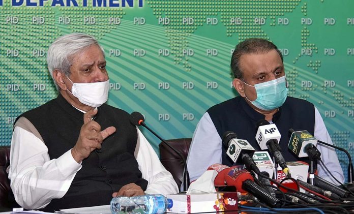 گندم کی امدادی قیمت 1800 روپے فی من مقرر کی گئی ہے، عام آدمی کو سستے داموں آٹے کی فراہمی یقینی بنانے کیلئے 100 ارب روپے تک سبسڈی دیں گے، وفاقی وزیر سید فخر امام کی صوبائی وزیر عبدالعلیم خان کے ہمراہ پریس کانفرنس گندم کی امدادی قیمت 1800 روپے فی من مقرر کی گئی ہے، عام آدمی کو سستے داموں آٹے کی فراہمی یقینی بنانے کیلئے 100 ارب روپے تک سبسڈی دیں گے، وفاقی وزیر سید فخر امام کی صوبائی وزیر عبدالعلیم خان کے ہمراہ پریس کانفرنس