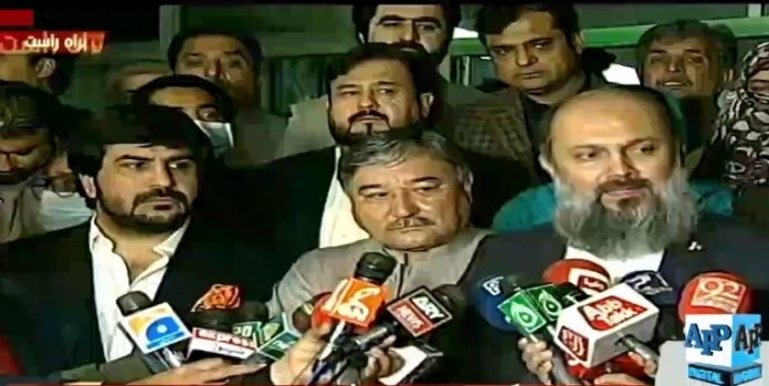 بلوچستان میں سینیٹ کے نتائج سے اپوزیشن جماعتوں کو مایوسی کاسامناکرناپڑا ،وزیراعلی بلوچستان جام کمال خان کی صحافیوں سے گفتگو بلوچستان میں سینیٹ کے نتائج سے اپوزیشن جماعتوں کو مایوسی کاسامناکرناپڑا ،وزیراعلی بلوچستان جام کمال خان کی صحافیوں سے گفتگو
