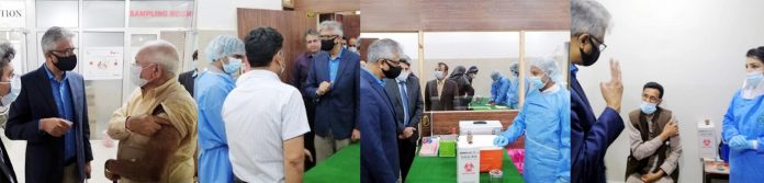وزیراعظم کے معاون خصوصی برائے ڈاکٹر فیصل سلطان نے پمز، پولی کلینک اور سی ڈی اے ہسپتالوں میں بزرگ شہریوں کیلئے ویکسینیشن کے انتظامات کا جائزہ لیا وزیراعظم کے معاون خصوصی برائے ڈاکٹر فیصل سلطان نے پمز، پولی کلینک اور سی ڈی اے ہسپتالوں میں بزرگ شہریوں کیلئے ویکسینیشن کے انتظامات کا جائزہ لیا