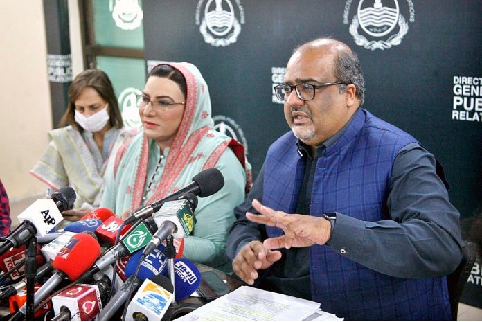 جہانگیر ترین کامیاب بزنس مین اور تحریک انصاف کے اہم ستون ہیں،ان کے ساتھ کھڑے ہونے والے افراد پارٹی ہمدردی کی بنیاد پر ہیں، معاون خصوصی شہزاد اکبر اور ڈاکٹر فردوس عاشق اعوان کی پریس کانفرنس جہانگیر ترین کامیاب بزنس مین اور تحریک انصاف کے اہم ستون ہیں،ان کے ساتھ کھڑے ہونے والے افراد پارٹی ہمدردی کی بنیاد پر ہیں، معاون خصوصی شہزاد اکبر اور ڈاکٹر فردوس عاشق اعوان کی پریس کانفرنس