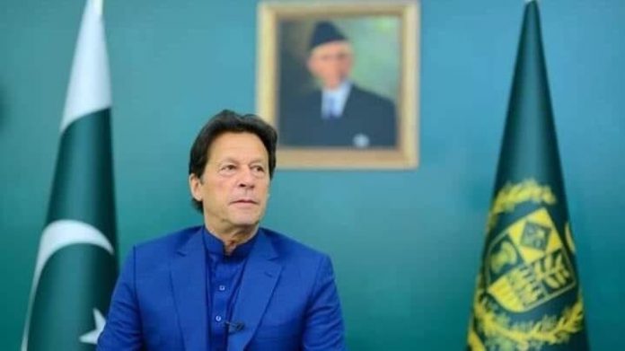 مسلمان ممالک کے سربراہان ملکر مغربی دنیا کو باور کرائیں کہ توہین رسالت ﷺسے مسلمانوں کے جذبات مجروح ہوتے ہیں ، ایسی توہین رسالتﷺ کی مذموم کارروائیوں کے سدباب کیلئے انہیں قائل کریں،وزیراعظم عمران خان کا قوم سے نشریاتی خطاب مسلمان ممالک کے سربراہان ملکر مغربی دنیا کو باور کرائیں کہ توہین رسالت ﷺسے مسلمانوں کے جذبات مجروح ہوتے ہیں ، ایسی توہین رسالتﷺ کی مذموم کارروائیوں کے سدباب کیلئے انہیں قائل کریں،وزیراعظم عمران خان کا قوم سے نشریاتی خطاب