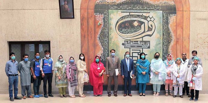 وزیراعظم کی معاون خصوصی برائے تخفیف غربت و سماجی تحفظ ڈاکٹر ثانیہ نشتر کا ہولی فیملی ہسپتال کا دورہ ، احساس تحفظ کے تحت اقدامات کا جائزہ وزیراعظم کی معاون خصوصی برائے تخفیف غربت و سماجی تحفظ ڈاکٹر ثانیہ نشتر کا ہولی فیملی ہسپتال کا دورہ ، احساس تحفظ کے تحت اقدامات کا جائزہ