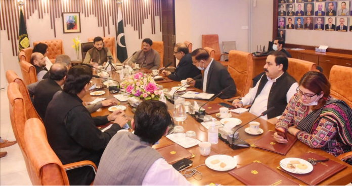 وزیر مملکت اطلاعات و نشریات فرخ حبیب کی زیر صدارت زراعت کے شعبے میں بہتری کیلئے کمیونیکیشن پالیسی کے حوالے سے اجلاس