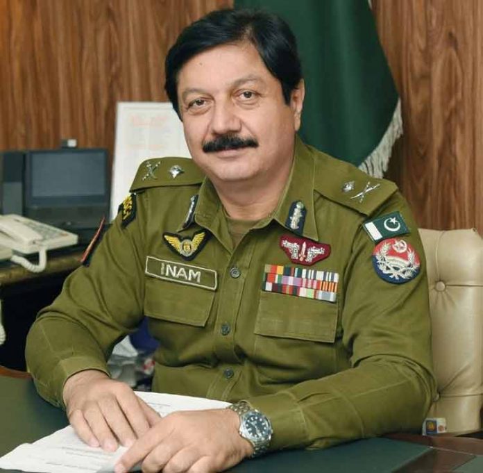 دہشت گرد عناصر بزدلانہ حملے کر کے فورسز اور شہریوں کے حوصلے پست کرنا چاہتے ہیں ، آئی جی پنجاب کی جوہر ٹائون میں دھماکے کی جگہ پر میڈیا سے گفتگو