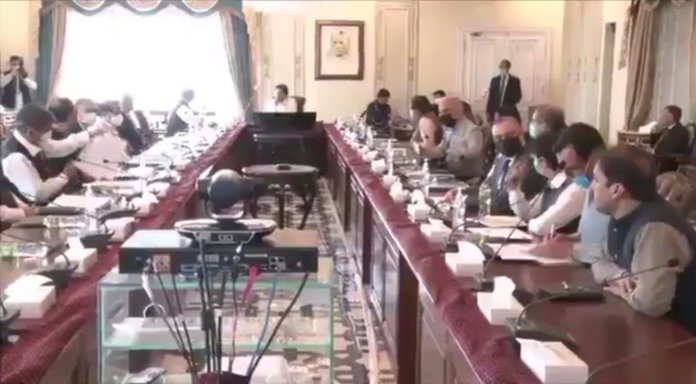 بیرون ملک پاکستانی ملک کا بیش قیمت اثاثہ ہیں، بیرون ملک مقیم پاکستانیوں کی جانب سے بھیجی جانے والی ترسیلات زر کا ملکی معیشت کے استحکام میں کلیدی کردار ہے، وزیرِ اعظم عمران خان