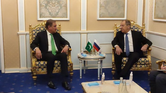 وزیر خارجہ مخدوم شاہ محمود قریشی کی تاجکستان میں روسی ہم منصب سرگئ لیوروف سے ملاقات،