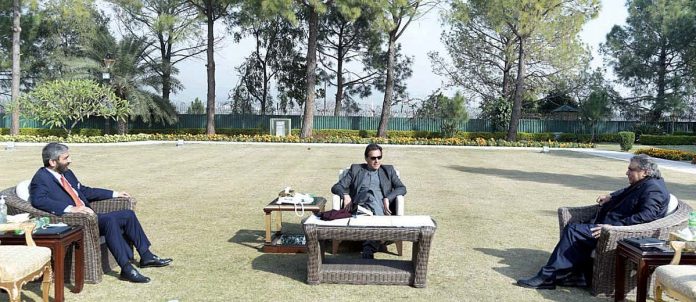 وزیراعظم عمران خان سے وفاقی وزیر بحری امور سید علی حیدر زیدی اور امریکن بزنس کونسل پاکستان کے ایگزیکٹو ممبر عدنان اسد کی ملاقات