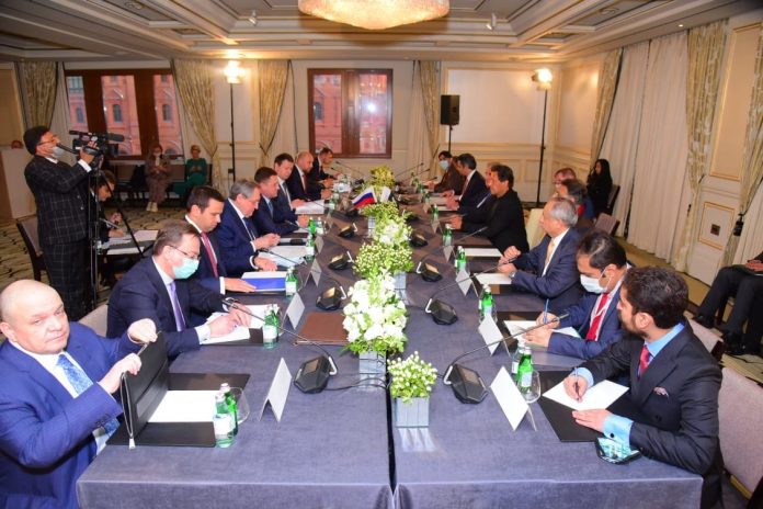 وزیراعظم عمران خان اور روس کے نائب وزیراعظم برائے توانائی کی ملاقات ، مختلف شعبوں میں باہمی تعاون کے فروغ سے متعلق امور پر تبادلہ خیال