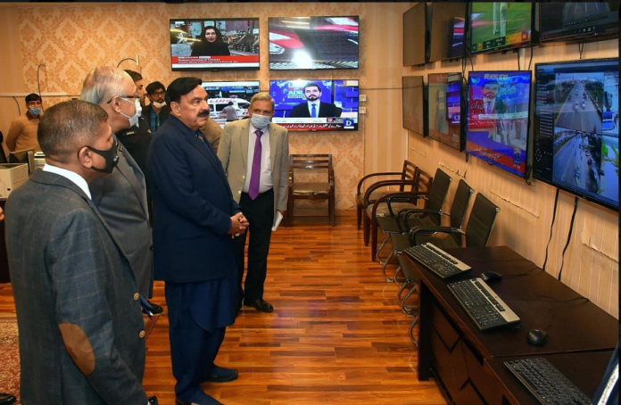 اسلام آباد میں قائم کنٹرول روم سے سیکیورٹی انتظامات کی بہترین انداز میں نگرانی کی گئی، توقع ہے ریلی کے شرکاء جلسے کے بعد پرامن طور پر گھروں کو لوٹ جائیں گے، شیخ رشید احمد