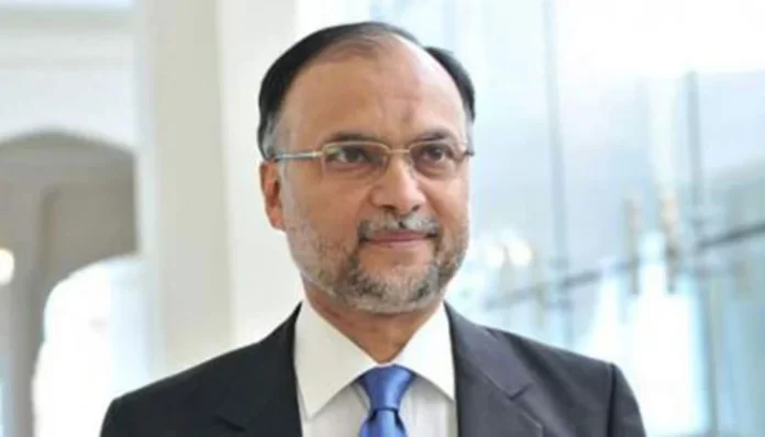 نیشنل فلڈ ڈیش بورڈ کے اجراءکا مقصد شہریوں کو سیلاب سے متعلق تفصیلات فراہم کرنا ہے۔ احسن اقبال