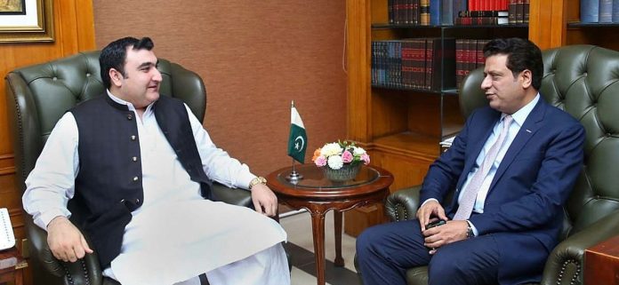 ڈپٹی سپیکر قومی اسمبلی زاہد اکرم درانی سے چیئرمین نادرا طارق ملک کی ملاقات