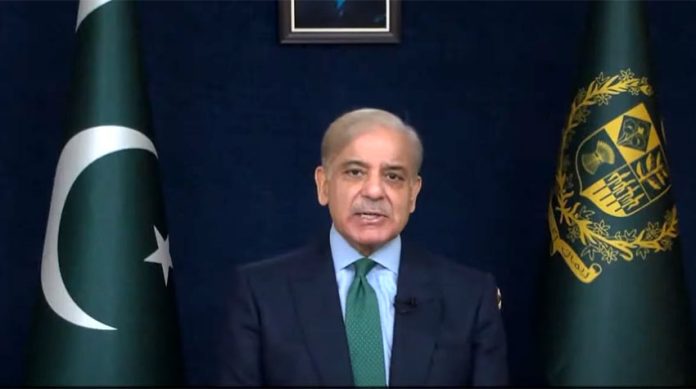 وزیراعظم محمد شہباز شریف کی لیڈی ریڈنگ ہسپتال میں دھماکے کے زخمیوں کی عیادت