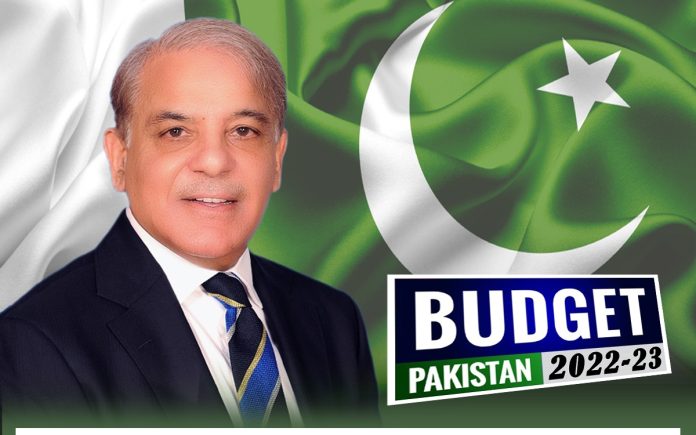 مالی چیلنجوں اور بہت سی مشکلات کے باوجود بجٹ کی تیاری نہایت کٹھن کام تھا، وزیراعظم کا ٹویٹ