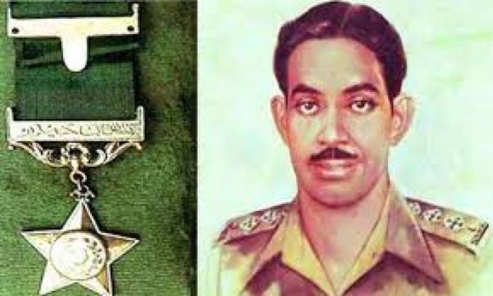پاکستان کی عسکری تاریخ کا پہلا نشانِ حیدر حاصل کرنے والے بہادر سپوت کیپٹن محمد سرور شہید (نشانِ حیدر)کی داستان