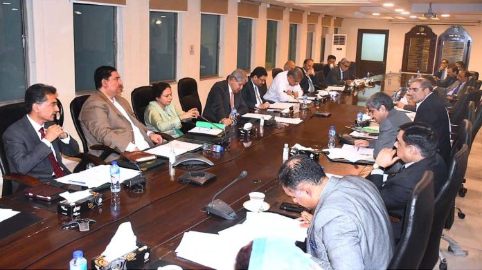 اقتصادی رابطہ کمیٹی نے پی ایس او کیلئے 50 ارب روپے فوری قرض کی سہولت،درآمدی یوریا کی فی بوری کی قیمت 2150 روپے ،پی آئی اے کیلئے 14 کروڑ 20 لاکھ روپے کی مالی سہولت کی منظوری دیدی