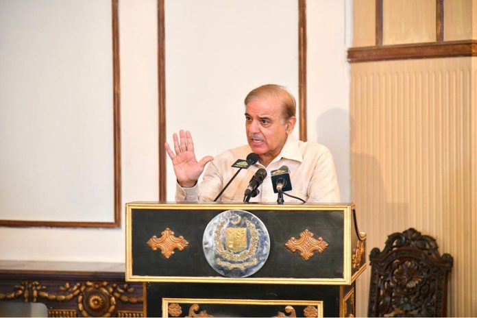 تین سویونٹس تک بجلی صارفین کوفیول پرائس ایڈجسٹمنٹ پرچھوٹ ہوگی، 10ہزارمیگاواٹ تک شمسی وپون بجلی پیداکریں گے،کئی شعبوں کوسستی بجلی فراہم کی جائےگی،وزیراعظم محمدشہبازشریف