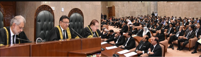 جب چارج سنبھالا تو سستے اور فوری انصاف کی فراہمی ، زیر التوا مقدمات اور ازخود نوٹس کے اختیارات کا استعمال جیسے چیلنجز درپیش تھے، چیف جسٹس آف پاکستان کا نئے عدالتی سال کے آغاز پرفل کورٹ ریفرنس سے خطاب