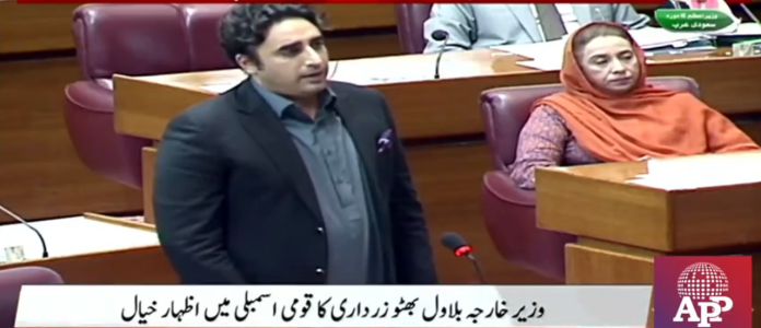 پاکستان میں کینیا کے ہائی کمشنر کو دفتر خارجہ طلب کرکے بات کی جائے گی، وزیر خارجہ بلاول بھٹو زرداری کی سینئر صحافی ارشد شریف کے قتل کی مذمت