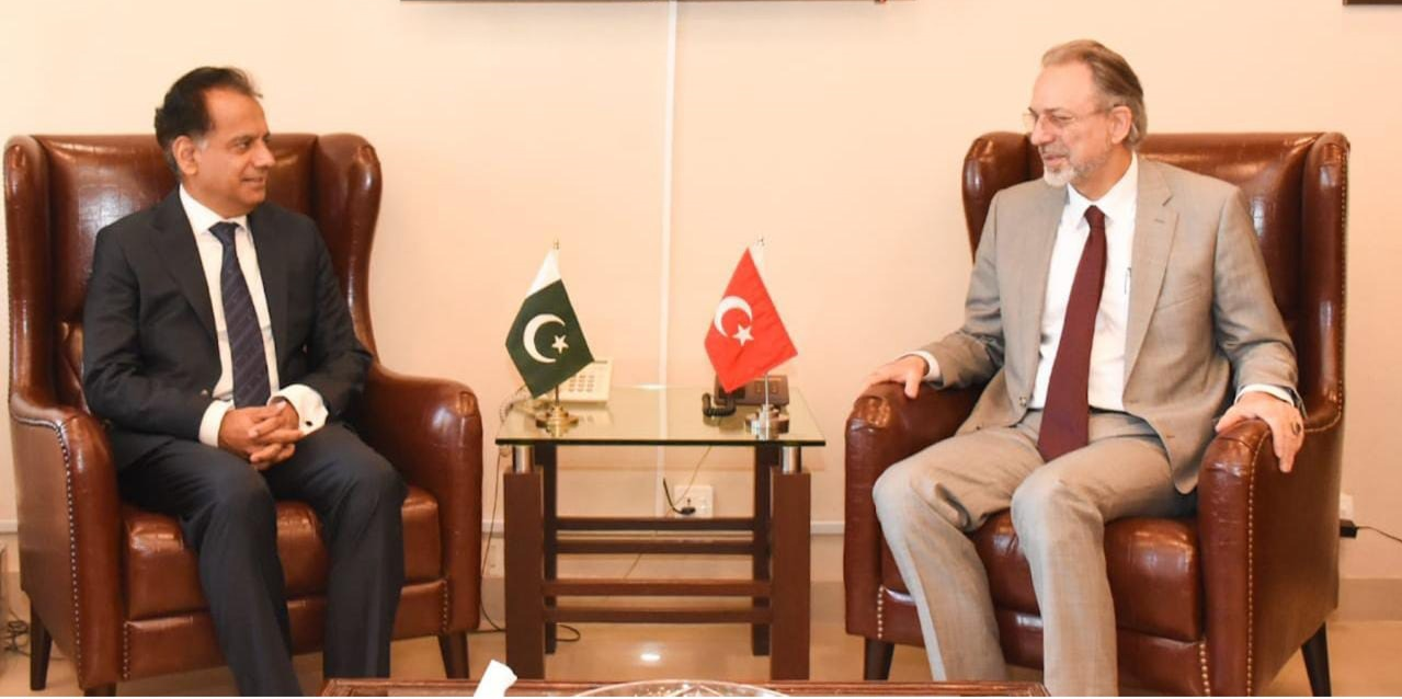 ترکیہ کے نوتعینات سفیرکی وفاقی سیکرٹری ہائوسنگ سےملاقات