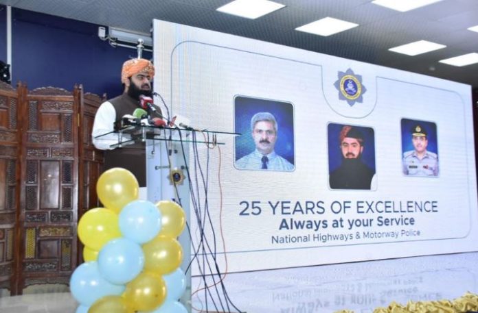موٹروےپولیس کو جدید خطوط پر استوار کریں گے، موٹروے پولیس کی پیشہ ورانہ صلاحیتوں سے حادثات میں نمایاں کمی آئی ہے،وفاقی وزیرمولانا اسعد محمود