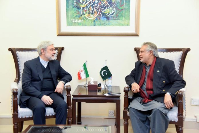 وفاقی وزیر خزانہ و ریونیو سینیٹر محمد اسحاق ڈار سے پاکستان میں ایران کے سفیر کی ملاقات