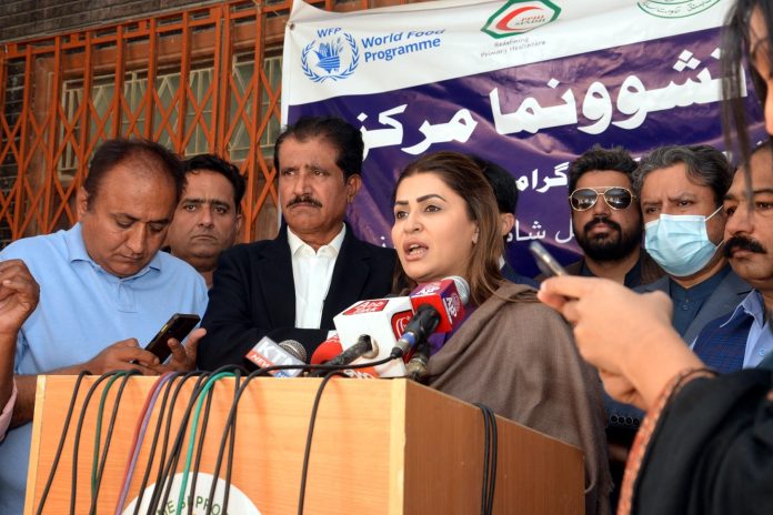 حکومت موجودہ معاشی حالات کی وجہ سے لوگوں بالخصوص کم اور متوسط آمدنی والے طبقے کو درپیش چیلنجز سے بخوبی آگاہ ہے، وفاقی وزیر برائے تخفیف غربت و سماجی تحفظ شازیہ عطا مری کی بے نظیر نشوونما سینٹر کے افتتاح کے موقع پر میڈیا سے گفتگو