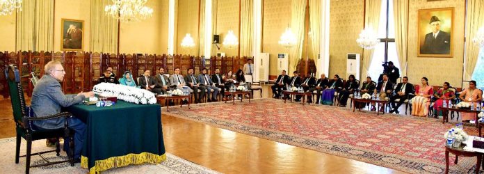 پاکستان مسلم لیگ (ن) کا تنظیمی کنونشن آج ایبٹ آباد میں ہوگا ،سینئر نائب صدر اور چیف آرگنائزر مریم نواز تنظیمی کنونشن سے خطاب کریں گی ،مریم اورنگزیب