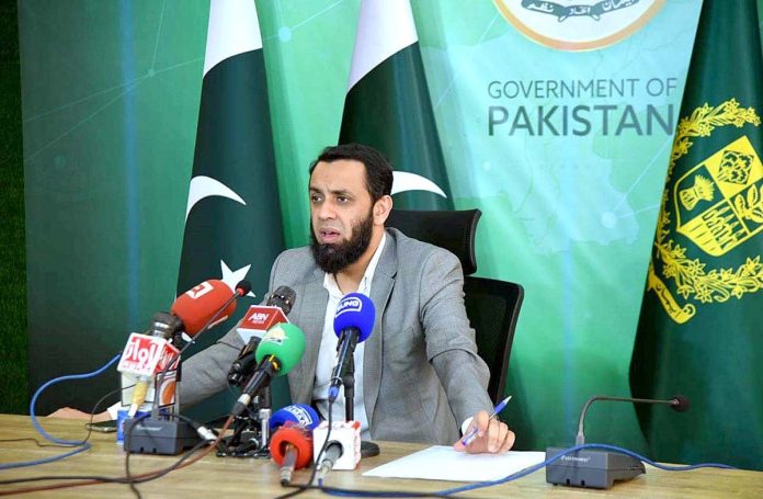 پی ٹی آئی جلسہ کے شرکاءنے پولیس پر پتھرائوکیا، پی ٹی آئی پرامن احتجاج یا جلسے پر یقین نہیں رکھتی، عطاءاللہ تارڑ پی ٹی آئی جلسہ کے شرکاءنے پولیس پر پتھرائوکیا، پی ٹی آئی پرامن احتجاج یا جلسے پر یقین نہیں رکھتی، عطاءاللہ تارڑ