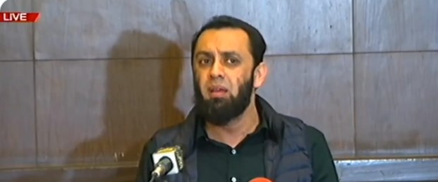 پی ٹی آئی جلسہ کے شرکاءنے پولیس پر پتھرائوکیا، پی ٹی آئی پرامن احتجاج یا جلسے پر یقین نہیں رکھتی، عطاءاللہ تارڑ پی ٹی آئی جلسہ کے شرکاءنے پولیس پر پتھرائوکیا، پی ٹی آئی پرامن احتجاج یا جلسے پر یقین نہیں رکھتی، عطاءاللہ تارڑ