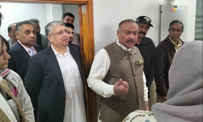 دیہی علاقوں میں صحت کی صورتحال کو بہتر بنایا جارہا ہے، موبائل یونٹ دور دراز علاقوں میں صحت کے مسائل کو حل کرنے میں معاون ثابت ہونگے، وفاقی وزیر صحت عبدالقادر پٹیل