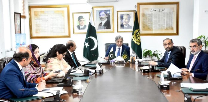 وفاقی وزیر قانون سینیٹر اعظم نذیر تارڑ کی زیر صدارت اینٹی کرپشن ٹاسک فورس کا اجلاس