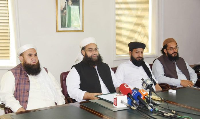 کسی کو پاکستان کے اندرونی معاملات میں مداخلت کی اجازت نہیں دی جاسکتی، حافظ طاہر محمود اشرفی
