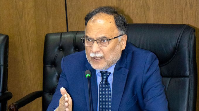 وزارت منصوبہ بندی نے ملکی معیشت اور ترقی کے عمل میں بہتری لانے کیلئے معاشی، صنعتی، تزویراتی، انتظامی اور سماجی ماہرین پر مشتمل پالیسی بورڈ تشکیل دے دیا وزارت منصوبہ بندی نے ملکی معیشت اور ترقی کے عمل میں بہتری لانے کیلئے معاشی، صنعتی، تزویراتی، انتظامی اور سماجی ماہرین پر مشتمل پالیسی بورڈ تشکیل دے دیا