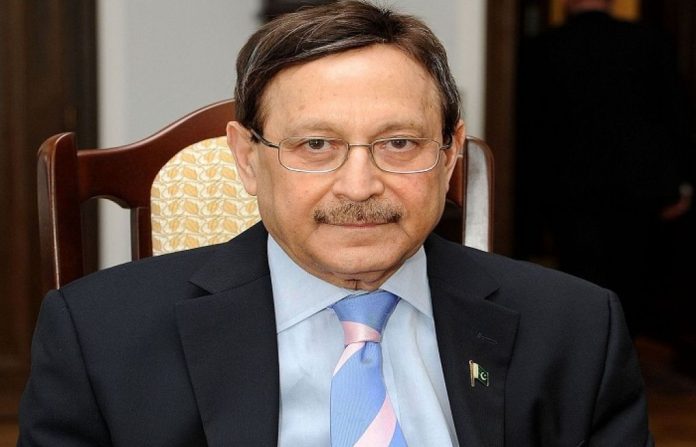 آئینی عدالت بننی چاہیے ، اس سے بہت سارے کریمنل اور سول کیسز کم ہو جائیں گے ، فاروق ایچ نائیک