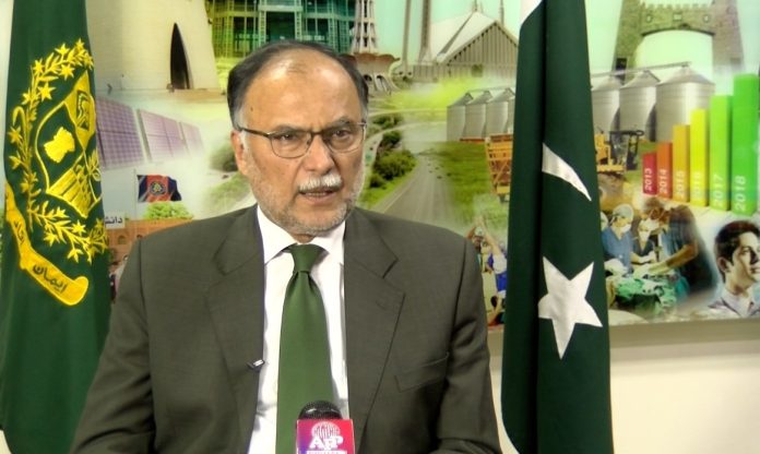 وزیر منصوبہ بندی احسن اقبال کی چین کی نیشنل انرجی ایڈمنسٹریشن کے چیئرمین سے ملاقات