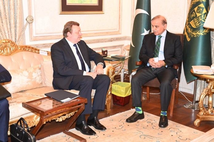 وزیراعظم شہباز شریف سے بیلا روس کے وزیر خارجہ کی ملاقات،سائنس ، ٹیکنالوجی ،تعلیم،ثقافت اور دیگر شعبوں میں باہمی تعاون بڑھانے کےعزم کااعادہ