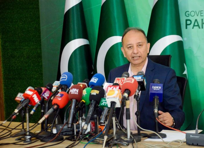 روس سے درآمد خام تیل کم قیمت پر مل رہا ہے، اس کافائدہ عوام کو منتقل کیاجائے گا، آذربائیجان ہر ماہ پاکستان کوسستا ایل این جی کا رگو فراہم کرےگا، امریکا سے گرین ہائیدروجن اور امونیا لائیں گے،وزیر مملکت پٹرولیم مصدق ملک