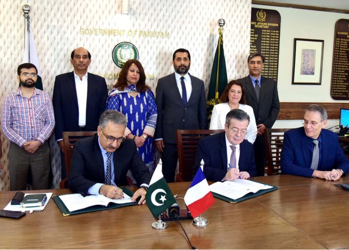 فرانس این ٹی ڈی سی کے سیالکوٹ ،عارف والا اوروہاڑی میں واقع منصوبوں کےلئے 180ملین یوروکا آسان قرضہ فراہم کرے گا
