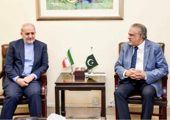 وزیرخزانہ اسحاق ڈار \ایرانی سفیر