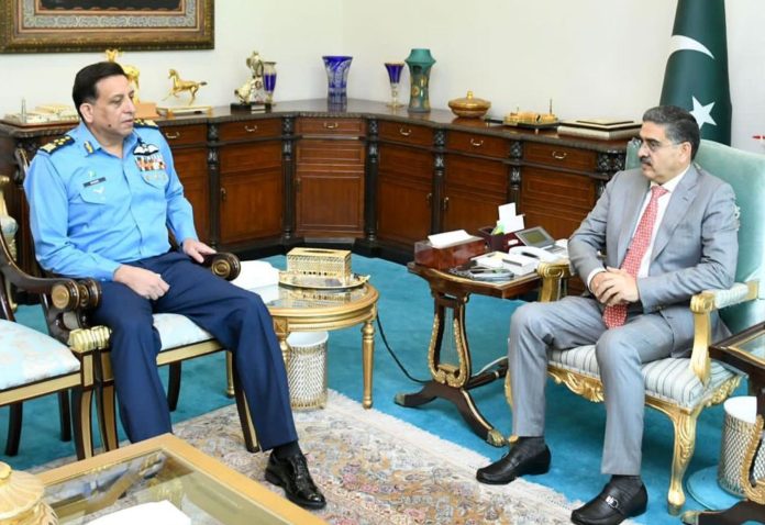 نگران وزیراعظم انوار الحق کاکڑ