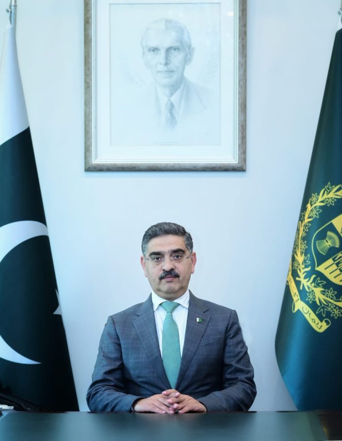 نگران وزیر اعظم انوار الحق