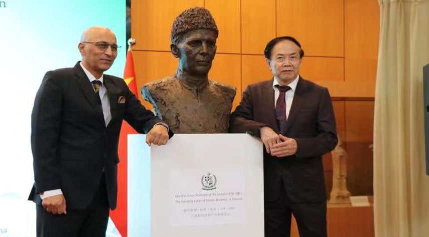 قائداعظم محمد علی جناح کے مجسمے کی نقاب کشائی