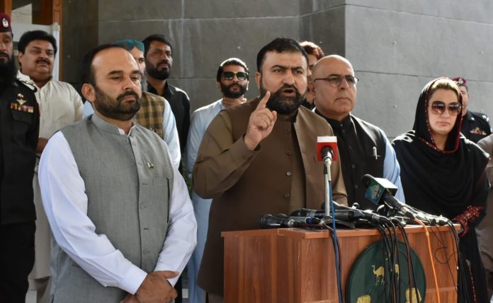 بلوچستان میں دہشت گردی کے تمام بڑے واقعات میں ’را‘ ملوث رہا ہے،ہر پاکستانی کے خون کا بدلہ لیا جائے گا،وفاقی وزیرداخلہ میر سرفراز بگٹی کی پریس کانفرنس